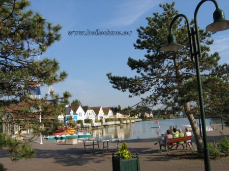 Belle Dune - Vue sur le lac de la place 